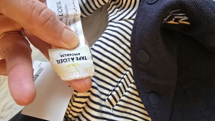 NEUF (non porté) 🏷💙🤩😍🥰superbe veste molleton REVERSIBLE 6mois garçon 💙 - photo numéro 4