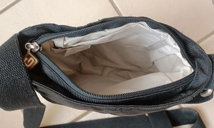Pochette sac noir avec bandoulière noir Decathlon - photo numéro 5