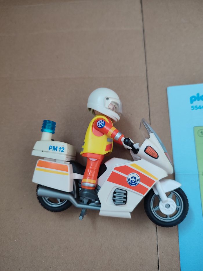 Playmobil 5544 moto de secours - occasion - photo numéro 4