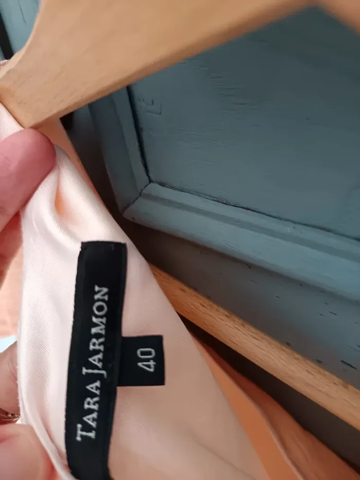 Robe tara jarmon taille 40 - photo numéro 2