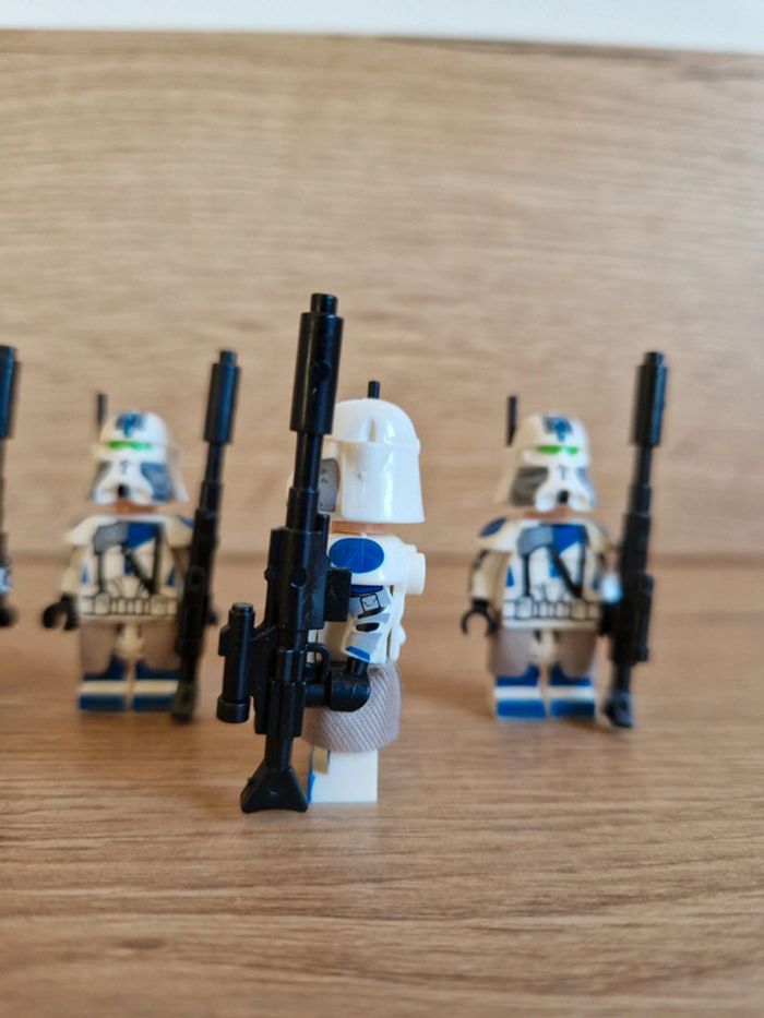 Figurines type lego 4 Clones de la 501ème star wars - photo numéro 3
