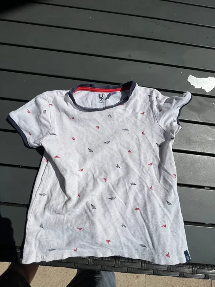 T-shirt manche courte taille 6 ans