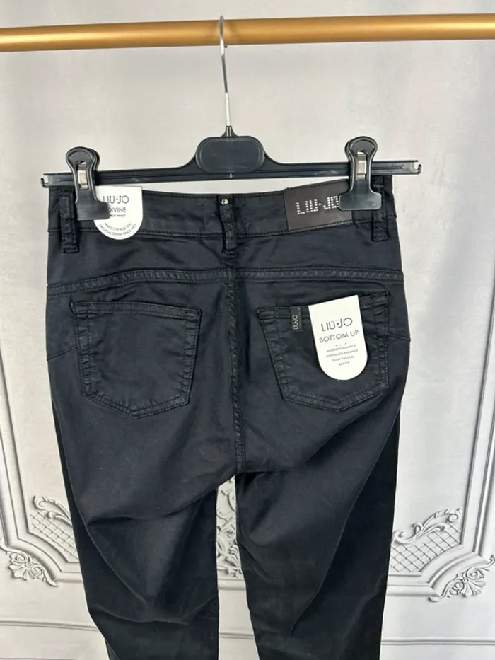 Jean noir Skinny LiuJo W25 L30 neuf - photo numéro 2