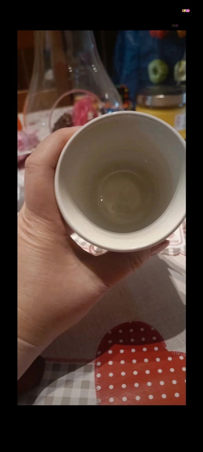 Tasse noir et rouge - photo numéro 2