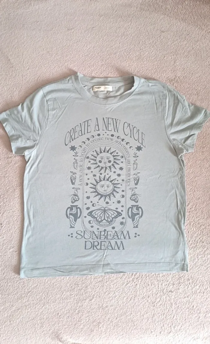T-shirt manche courte / T-shirt astral / T-shirt pull & bear