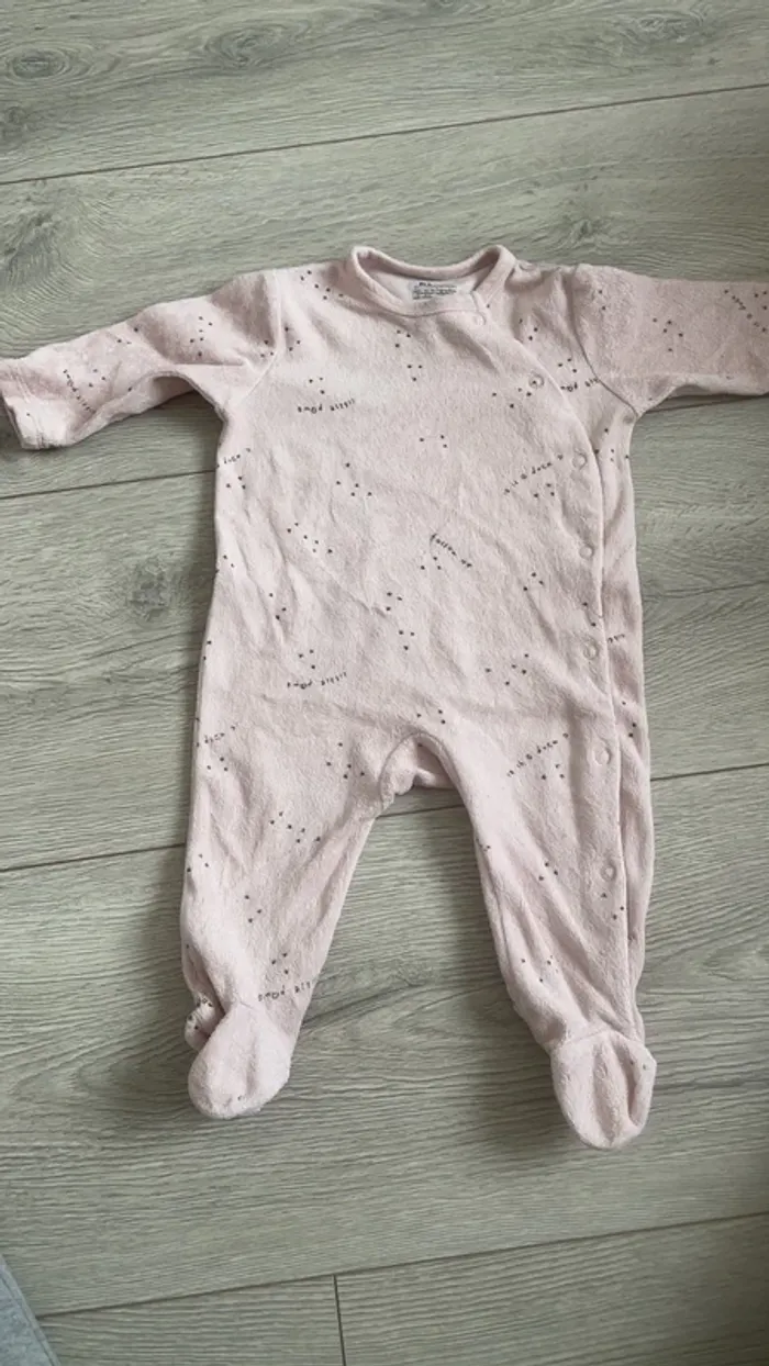 Pyjama taille 6 mois