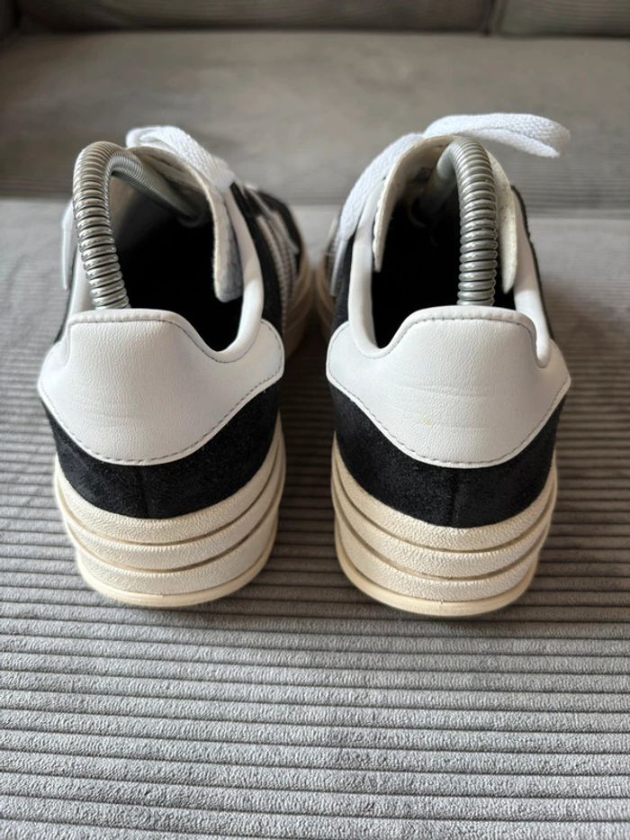 Chaussures adidas gazelle bold blanches et noires / taille 38 - photo numéro 4