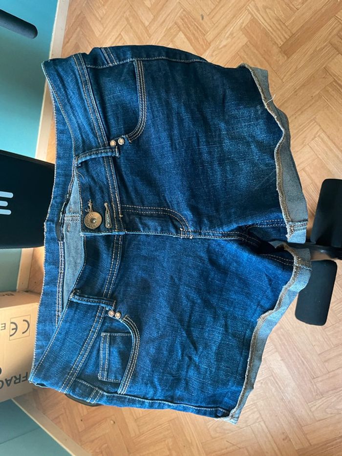 Short jean