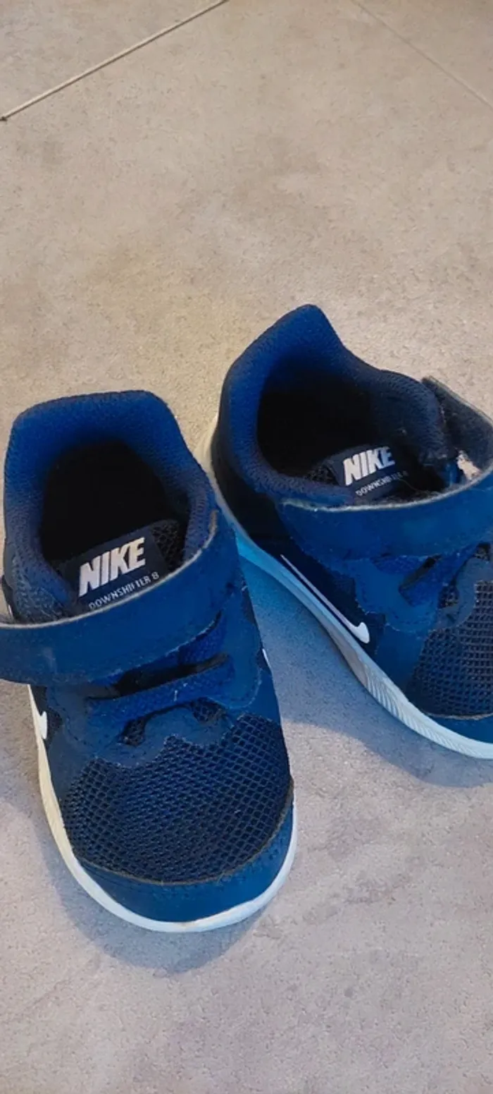 Baskets Nike 19,5 - photo numéro 2