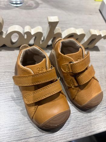 Chaussures garçon biomecanics 19