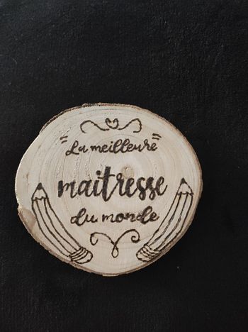 Rondin de bois maîtresse