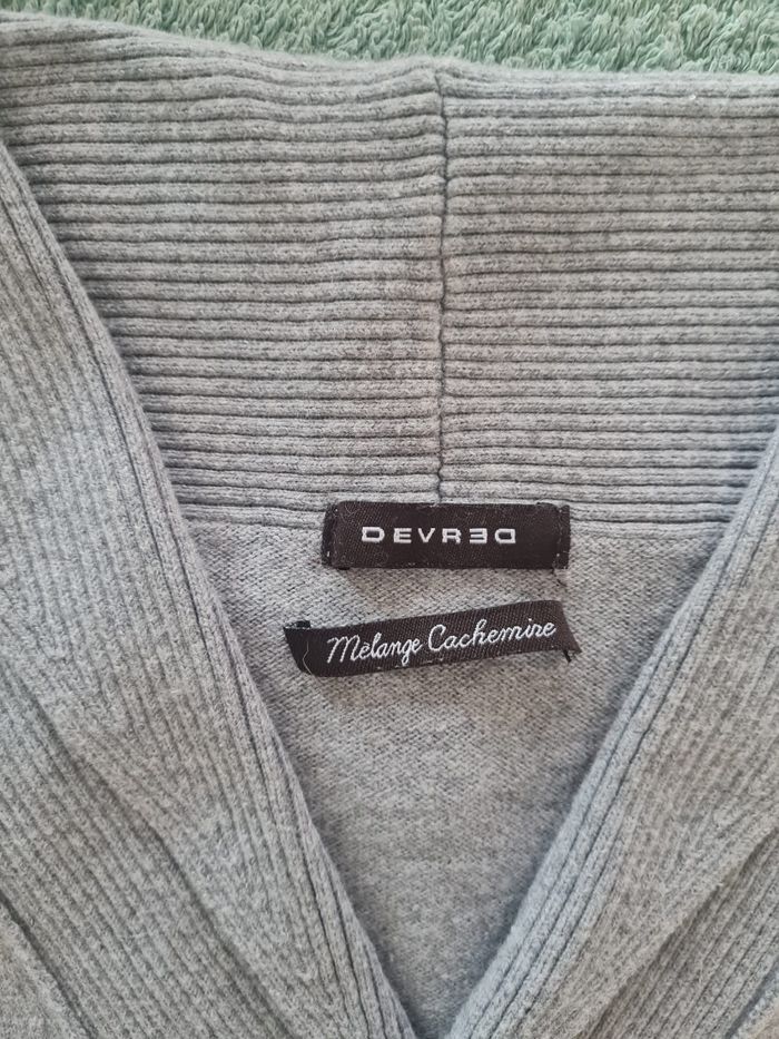 Pullover gris Devred taille M mélangé cachemire