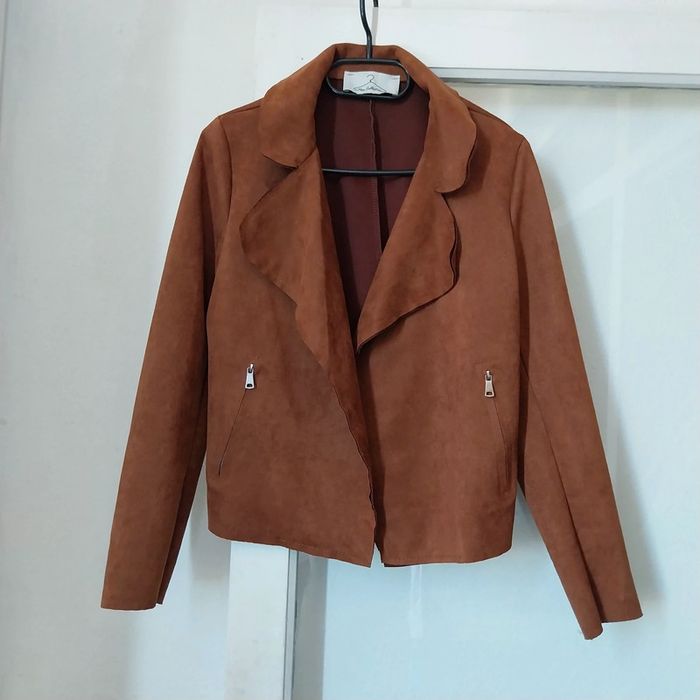 Magnifique blazer neuf taille M