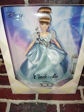 Poupée collector Disney Cendrillon 100 ans