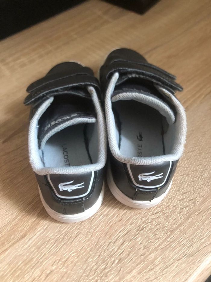 Basket Lacoste Taille 25 - photo numéro 3