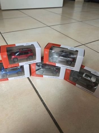Voitures miniatures