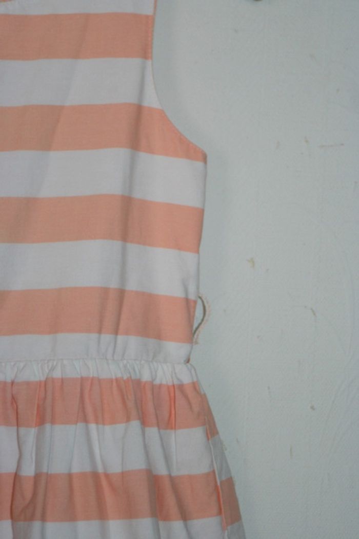Robe réversible Kiabi taille 5 ans - photo numéro 2