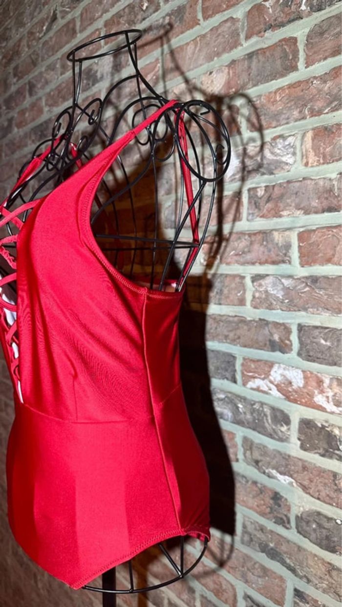 Maillot une pièce rouge bordeaux Shein Taille S / 36 - photo numéro 5