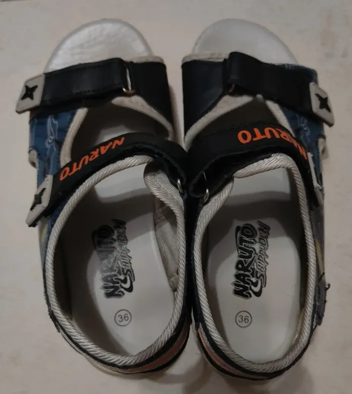 Nu pieds sandales Naruto pointure 36 - photo numéro 4