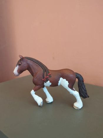 Jument Clydesdale Schleich