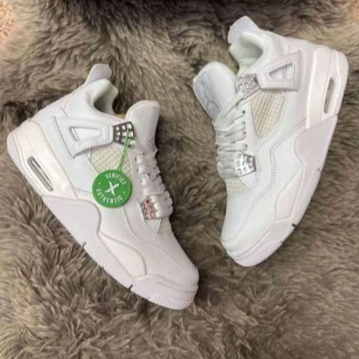 Jordan 4