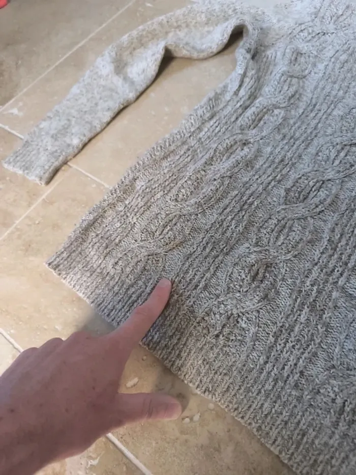 Magnifique pull femme couleur lin/crème style tricot XS Tommy Hilfiger, tâches devant - photo numéro 9