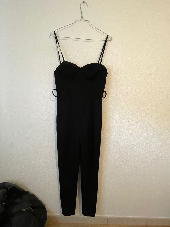 Combinaison à bretelle noir taille 36