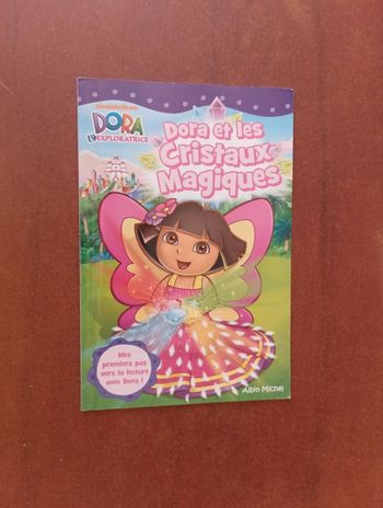 Livre Dora : Dora et les cristaux magiques