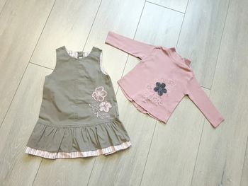 Ensemble 2 piece rose + kaki.  Fille 12 mois. Marque Tout compte fait/ Kimbaloo