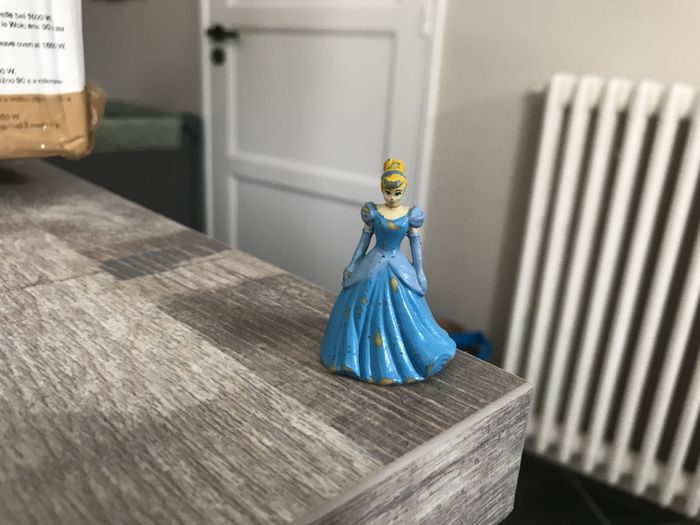 Figurine cendrillon