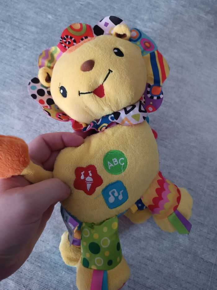 Jouet musical lion pour bébé - photo numéro 3