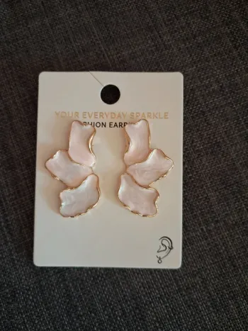 boucle d'oreille