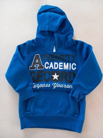 Pull à  capuche