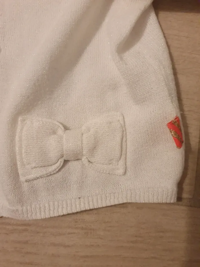 Gilet Billiblush 18 mois blanc irisé parfait état - photo numéro 2