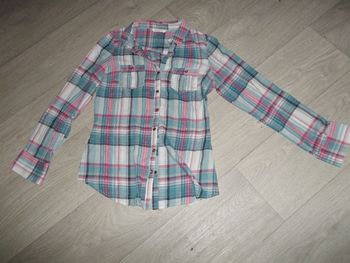 Chemise CAMAIEU turquoise outremer fuchsia et blanche 2 poches taille 36 TBE