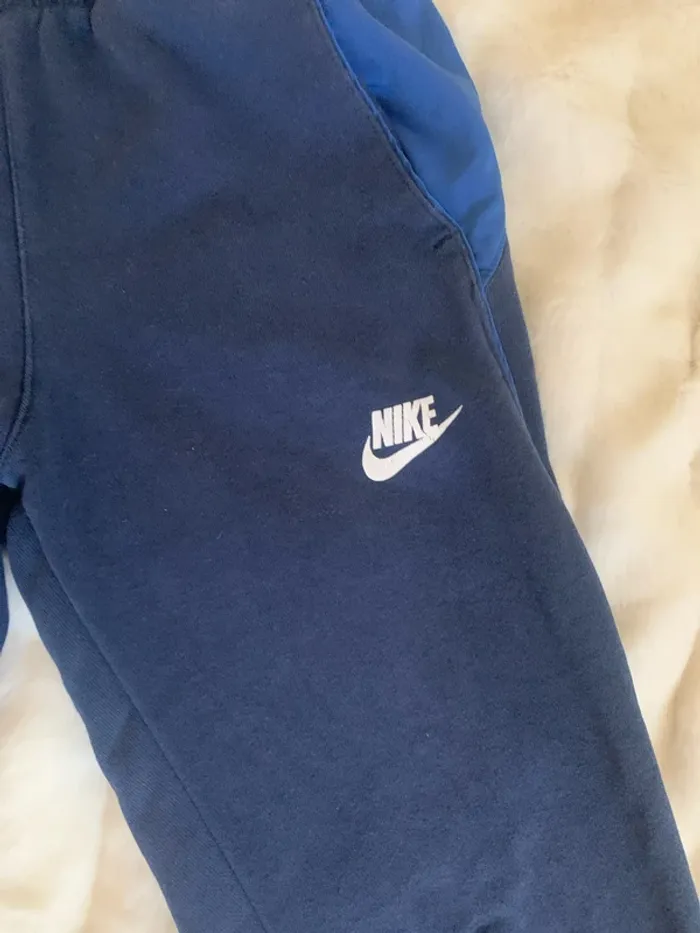 Jogging nike - photo numéro 2