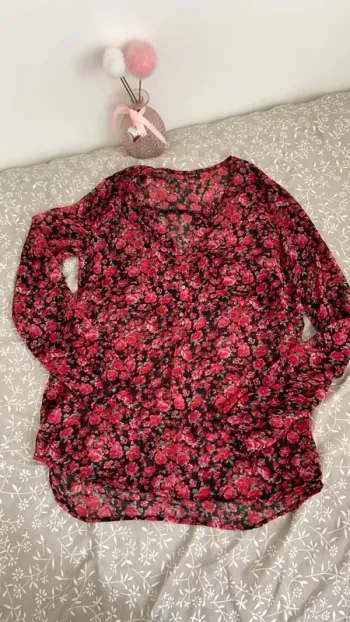Jolie chemise à fleur