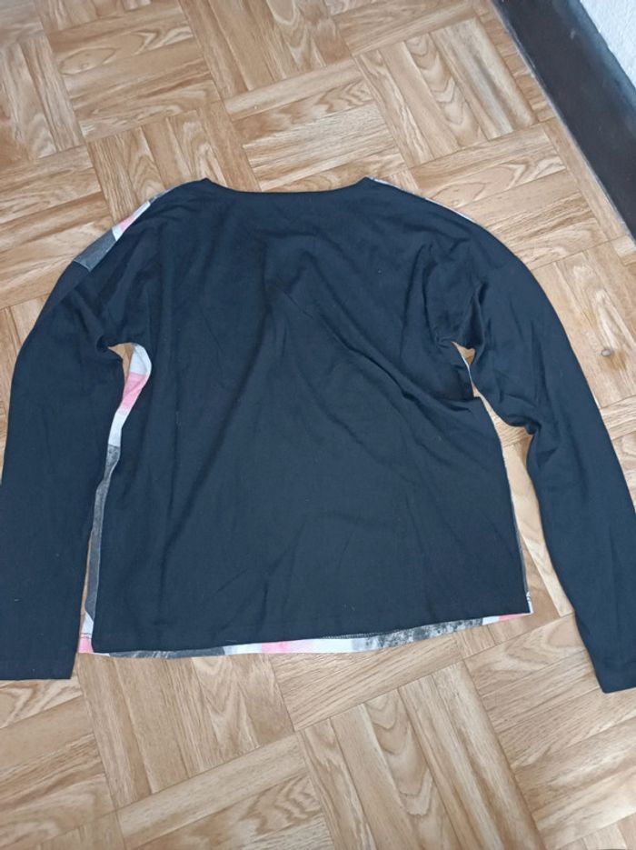 T-shirt Gémo fille taille 12 ans en très bon état - photo numéro 5