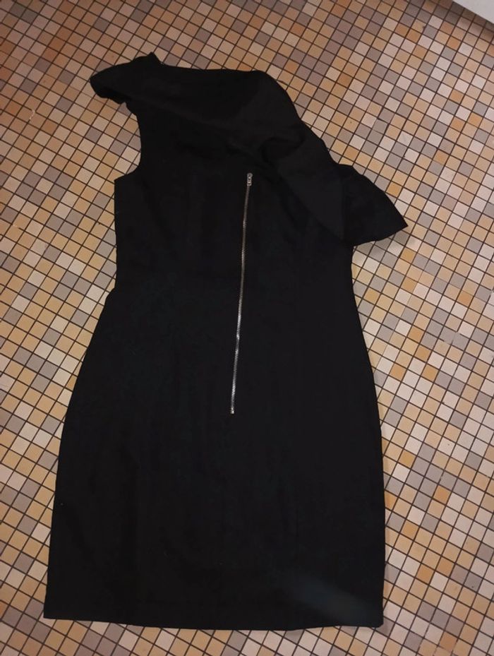 Robe noire chic courte femme taille 38 marque H&M - photo numéro 4