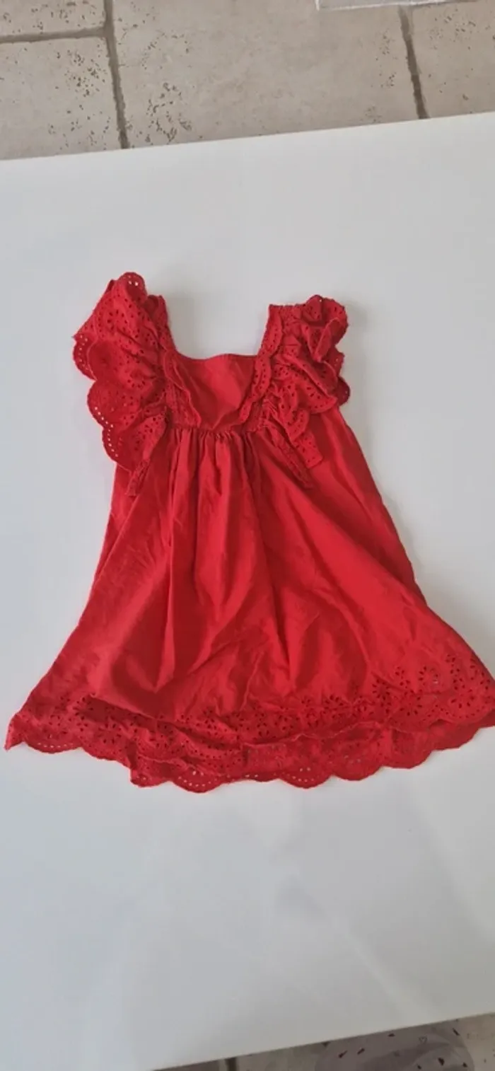 Robe broderie anglaise tape a l'œil tao