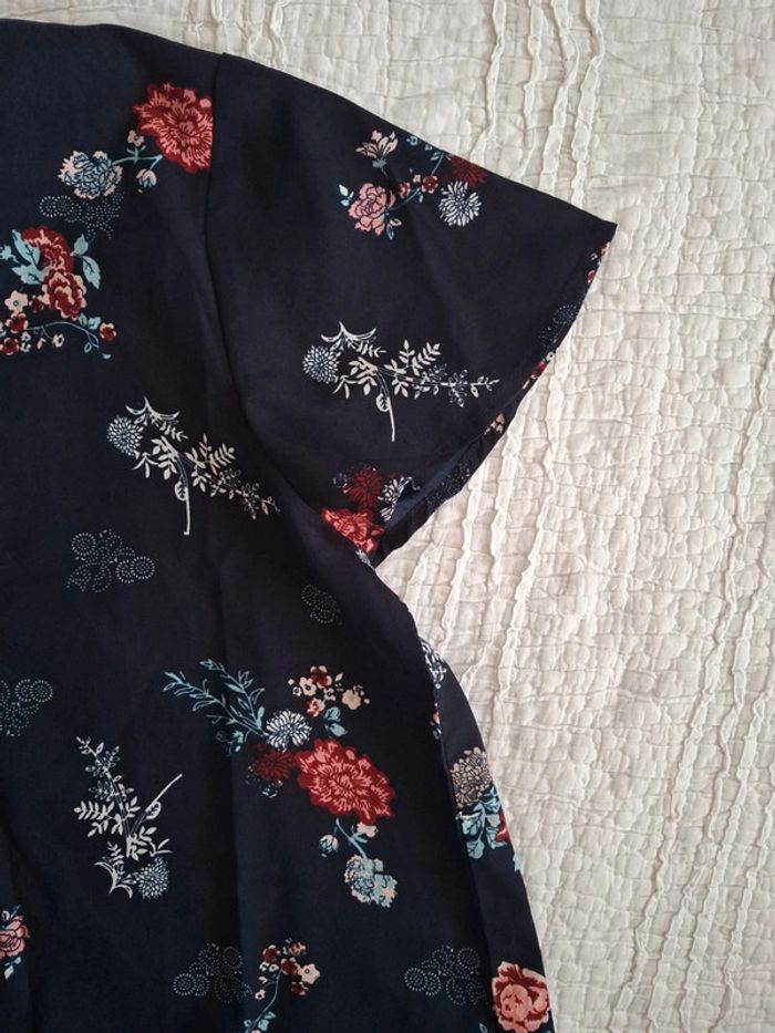 Chemisier à fleurs taille 42 - photo numéro 5