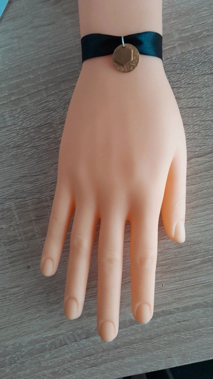 Sublime bracelet neuf noir et doré - photo numéro 2