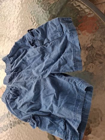 Short fille