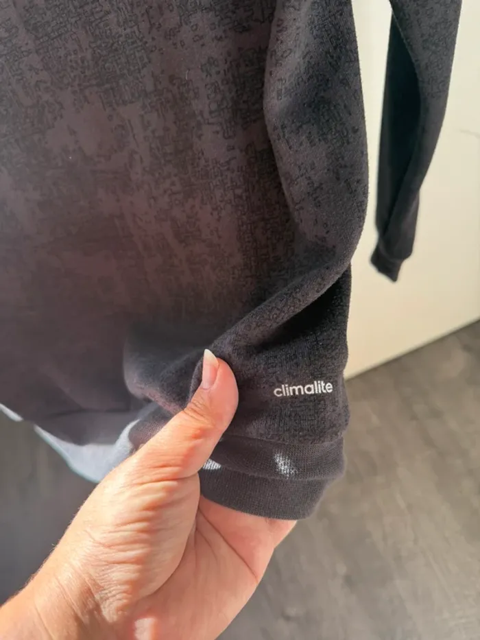 Gilet à capuche gris et rouge Adidas garçon 9/10 ans - photo numéro 11