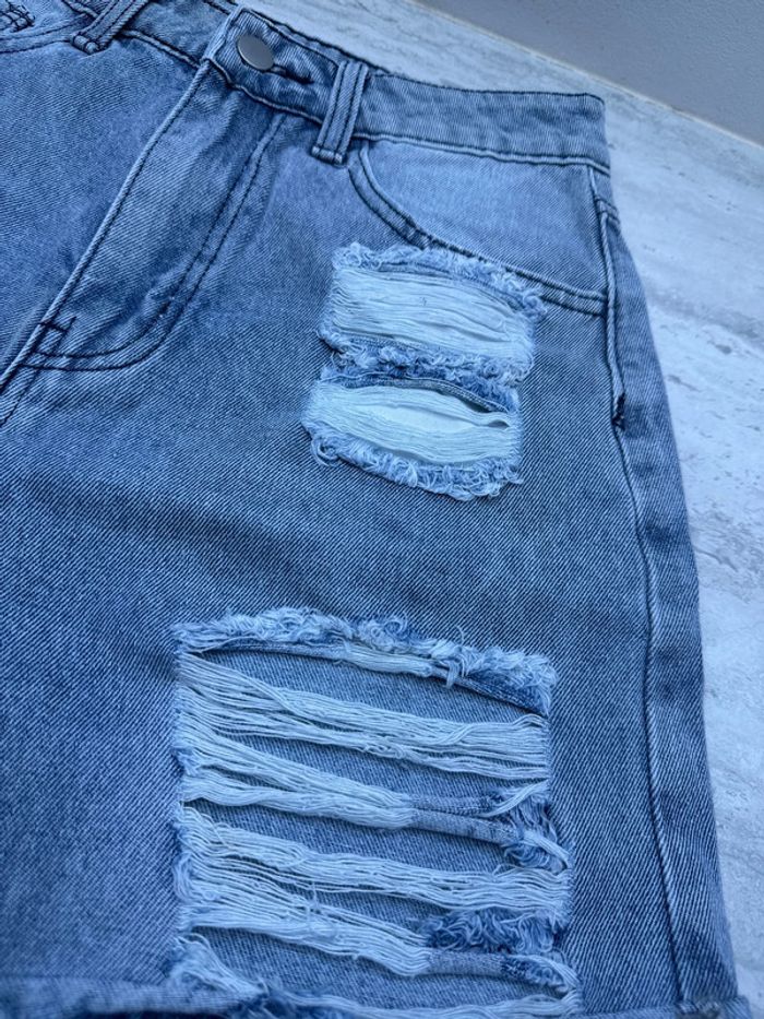 Short en jean S neuf - photo numéro 2