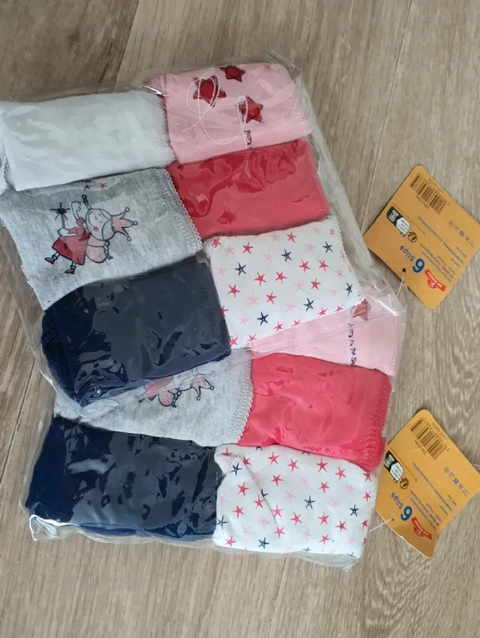 Lot de 12 culottes fille taille 6-8 ans - neuves - photo numéro 7