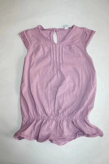 Haut long parme de chez Okaidi taille 5 ans