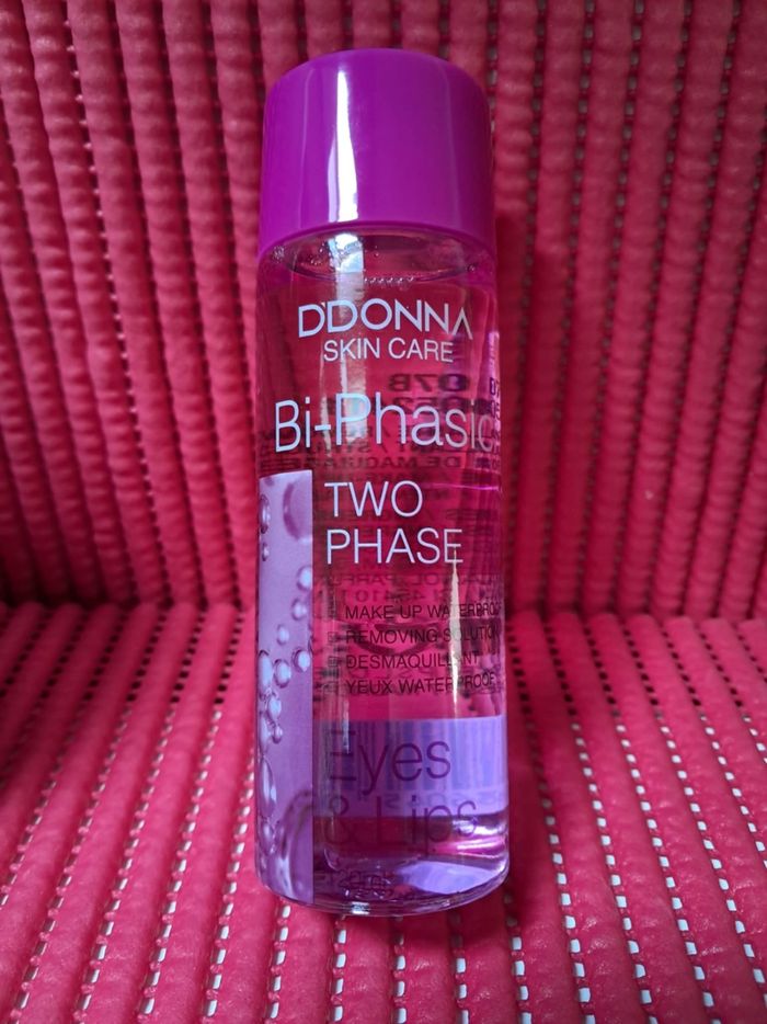 Eau micellaire Bi-Phase Skin Care D'Donna - photo numéro 2