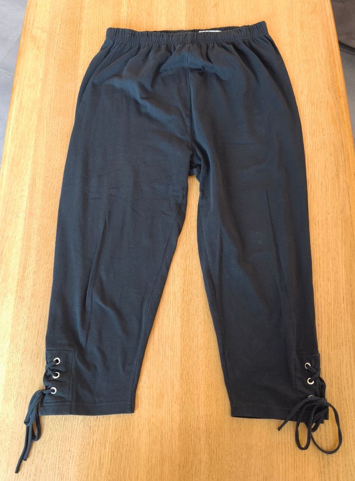 🌺 Lot de 4 leggings courts - T42/44 🌺 - photo numéro 6
