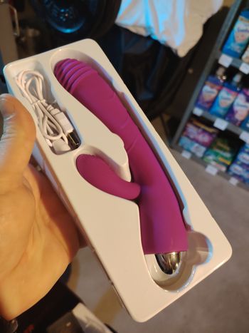 Sextoy violet femme vibrant 